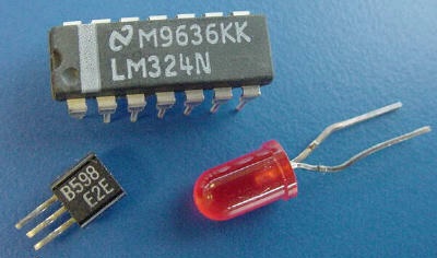 Микросхема, светодиод и транзистор все сделаны из полупроводникового материала